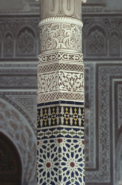 Kasbah van Thamiel glaoui, zellij-tegelwerk, detail (keramiek) door Moroccan School