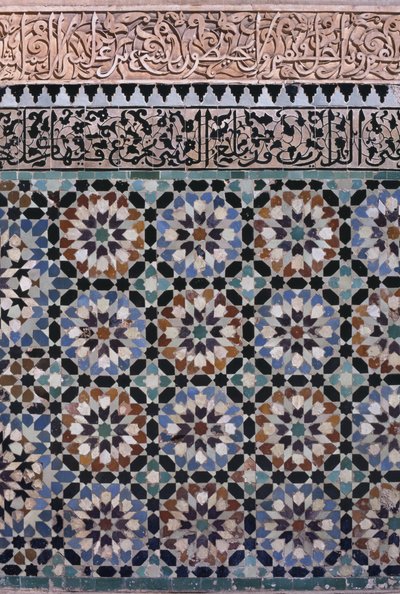 Muur van de hoofdbinnenplaats (detail), gebouwd door de Saadiërs in 1565 door Moroccan School