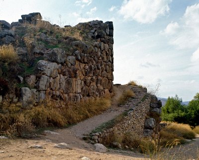 Myceense kunst: toegang tot de Myceense citadel, stad Tiryns, rond 1200 v.Chr. Griekenland door Mycenaean