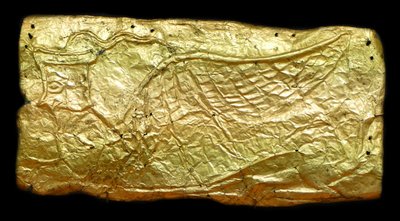Bladgouden hoes voor glazen vaasvormige plaquette door Mycenaean