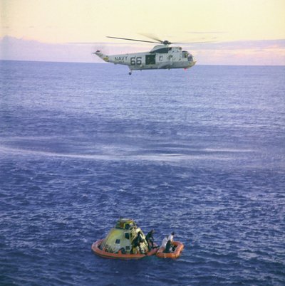 Apollo 10 - NASA door NASA Images
