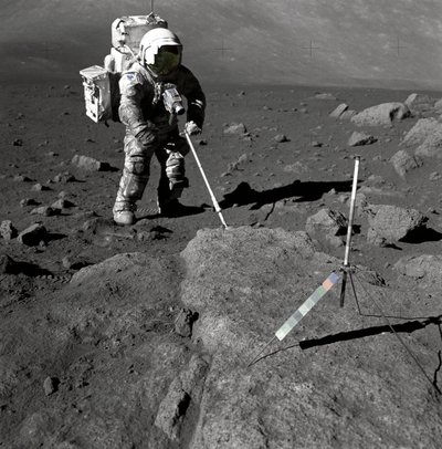 Apollo 17 - NASA door NASA Images