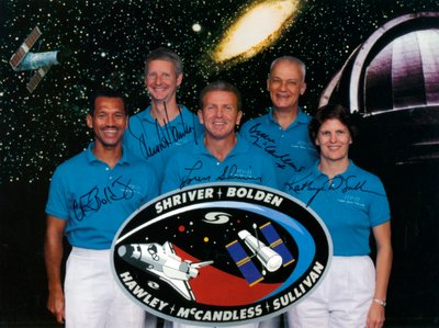 De bemanning van Space Shuttle Mission STS-31, 1990 door NASA Images