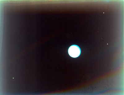 Uranus met satellieten Miranda, Ariel en Umbriel, van Voyager 2, 24 januari 1986 door NASA Images