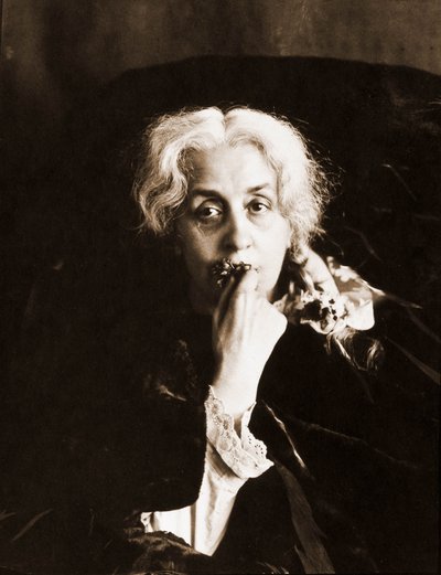 Portret van Ernestine Nadar, geboren Lefèvre 1836-1909 (foto) door Nadar