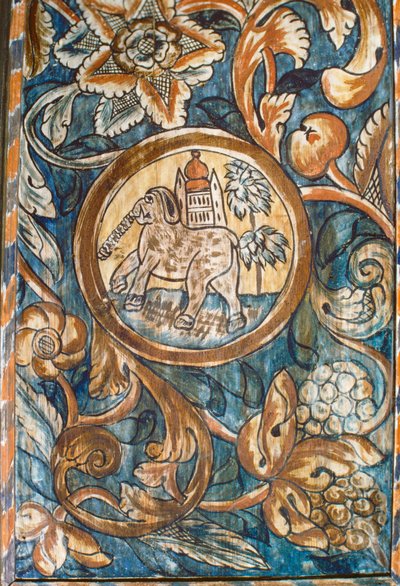 Schilderij van een olifant die de tempel draagt in een 18e-eeuwse landelijke synagoge door Nathan Benn