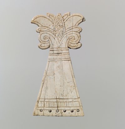 Ingesneden paardenfrontlet gesneden in de vorm van een bloeiende, voluut palmetboom, 9e-8e eeuw v.Chr. door Neo Assyrian