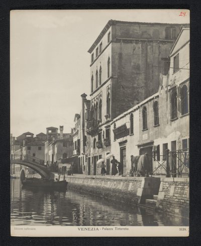 Exterieur van het woonhuis van Tintoretto te Venetië door Neue Photographische Gesellschaft