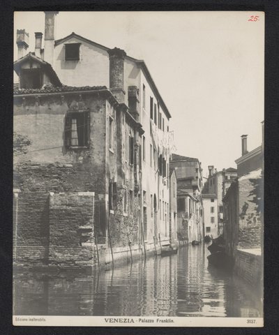 Kanaal te Venetië door Neue Photographische Gesellschaft