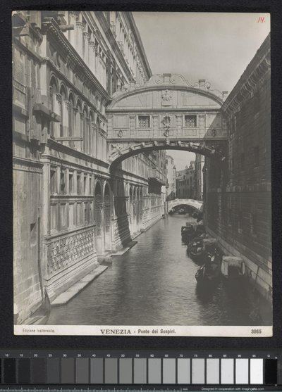 Ponte dei Sospiri te Venetië door Neue Photographische Gesellschaft