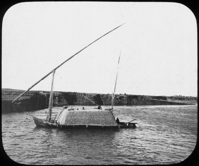 Een geladen dahabiyeh, Egypte, ca. 1890 door Newton and Co
