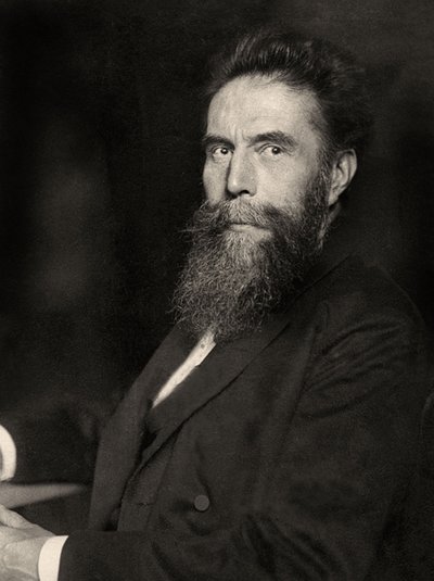 Portret van Wilhelm Röntgen door Nicola Perscheid