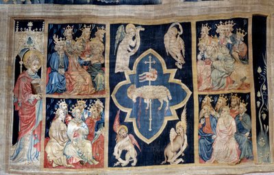 Gordijn van de Openbaring: de ouderen geven glorie aan een lam, symbool van Christus door Nicolas Bataille