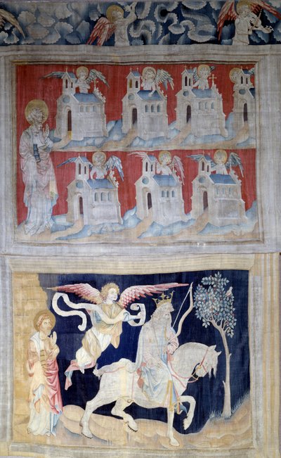 Wandtapijt van de Openbaring (1373-1383), nr. 28: Sint Jan op Patmos en de zeven kerken van Azië en hieronder Eerste zegel: De overwinnaar met het witte paard door Nicolas Bataille