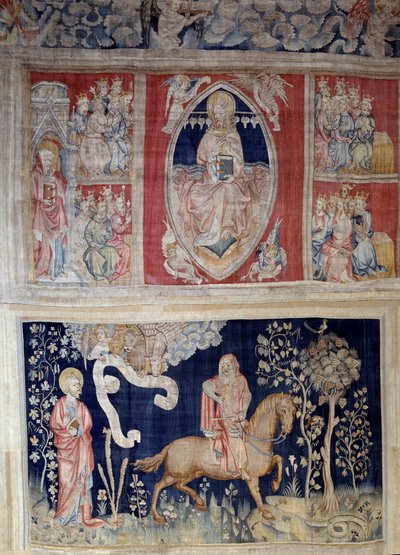 Wandkleed van de Openbaring (1373-1383), nr. 4: voorstelling van Christus in majesteit (Jezus Christus in glorie binnen een mandorla) of tetramorf. Nr. 9: het rode paard en oorlog door Nicolas Bataille