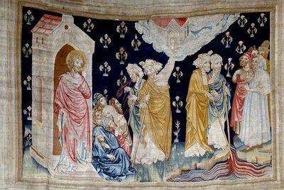 Wandtapijt van de Openbaring (1373-1383), nr. 28: het wonder. Getrouwe dienaren van God en profeten kijken naar de rivier die in bloed is veranderd. Wandtapijt door Nicolas Bataille (1330-1405) door Nicolas Bataille