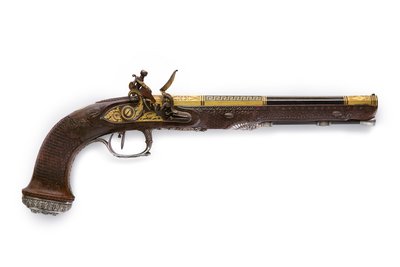 Een van een paar zilver-gemonteerde getrokken vuursteenpistolen, Versailles, 1825 door Nicolas Noel Boutet