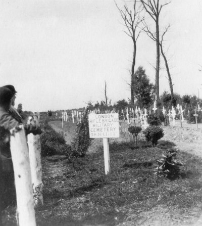 London Rifle Brigade Cemetery, Ploegsteert, België, Eerste Wereldoorlog door Nightingale and Co