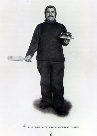 Lindstrom met de boekweitpannenkoeken, uit De Zuidpool door Roald E. Amundsen, c.1910-12 door Norwegian Photographer