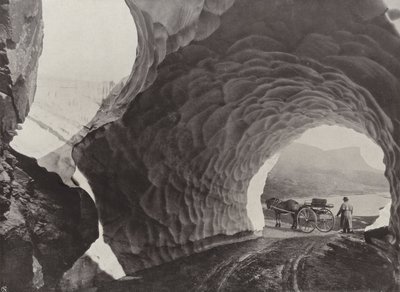 Tunnel door sneeuw, Hauklid Pass door Norwegian Photographer