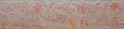 Reliëf van een processie van offerdragers uit het graf van Ny-Ank-Nesut, 2575-2134 v.Chr. door Old Kingdom Egyptian