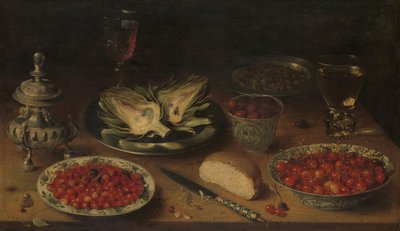 Stilleven met artisjok, fruit in Kraak porselein, een zoutvat/peperstrooier door Osias Beert (I)