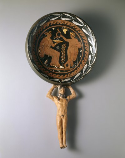 Roodfiguren patera met Atlas handvat, laatste derde van de 4e eeuw v.Chr. door Painter of Louvre