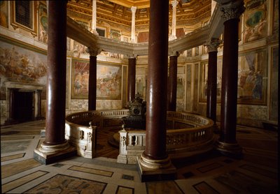Interieur van het paleochristelijke baptisterium van San Giovanni in Laterano, gebouwd rond 440. Rome door Paleo Christian