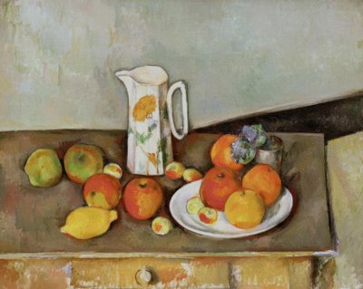 Stilleven: melkkan en fruit op een tafel door Paul Cézanne
