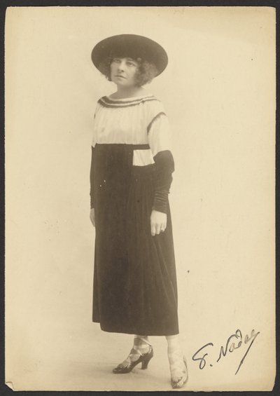 [Miss Polar] door Paul Nadar