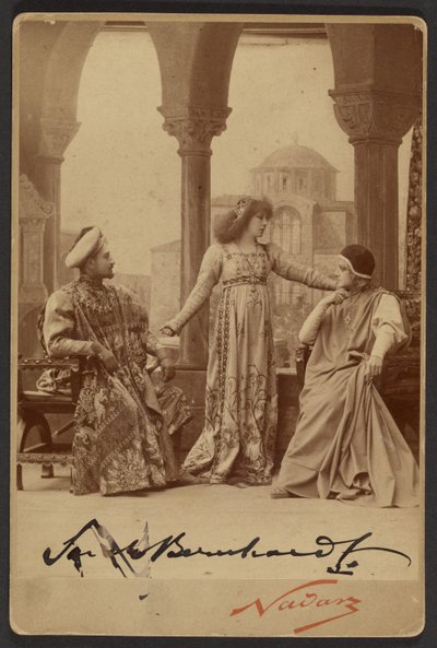 [Sarah Bernhardt als Gismonda]. door Paul Nadar