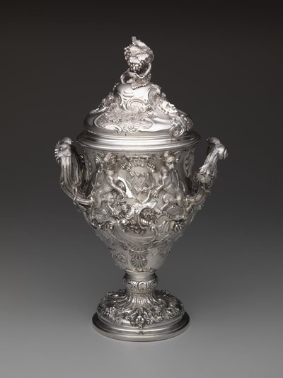 Gedekte beker, 1742 door Paul de Lamerie