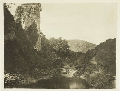 "Pickering Tor," Dove Dale door Peter Henry Emerson