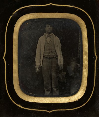 Man met emmer en verfkwast, late 1850s-60s door Peter Ralston