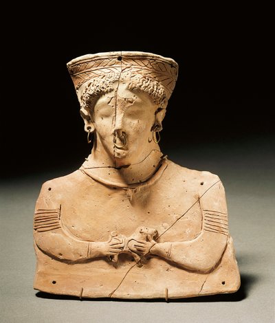 Fenicische kunst: terracotta beeldje van de godin Tanit, met doorboorde oren en neus. 3e-2e eeuw v.Chr. Madrid, Museo Arqueologico Nacional door Phoenician