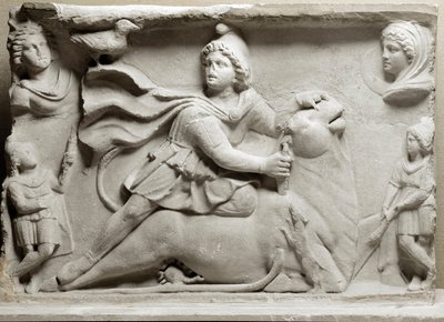 Beschaving van de Feniciërs: offerscène die de godheid Mithra afbeeldt die de stier offert. 2e of 3e eeuw n.Chr. Marmeren reliëf. Parijs, Louvre Museum door Phoenician Phoenician