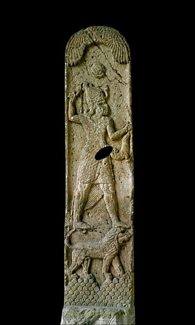 Fenicische kunst: kalkstenen stèle genaamd Amrit door Phoenician School