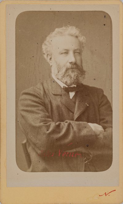 Portret van Jules Verne 1828-1905, ca. 1870 door Photo studio Nadar.