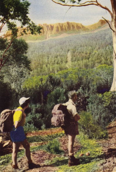 Tasmanië: Wandelaars bij Mount Olympus door Photographer Australian