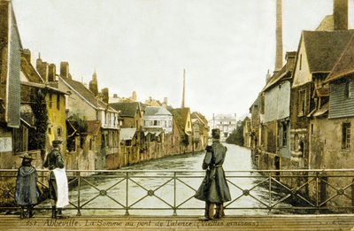 Rivier de Somme en de brug van Talence, Abbeville, Frankrijk door Photographer French