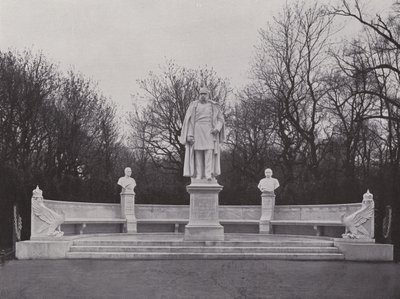 Denkmal In Der Sieges-Allee, Wilhelm Der Grosse door Photographer German