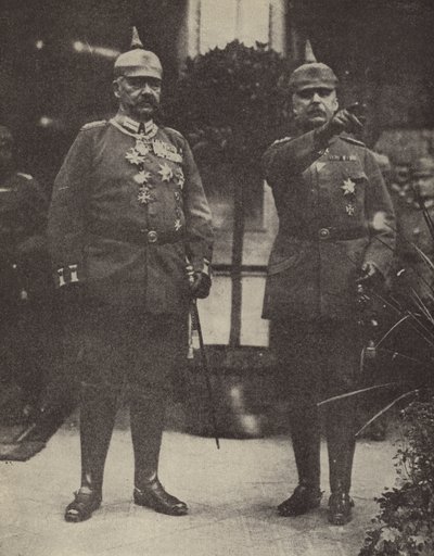Veldmaarschalk von Hindenburg en generaal Ludendorff, Duitse legercommandanten door Photographer German
