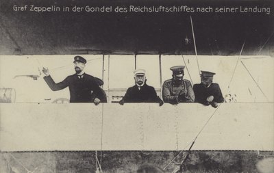 Duitse luchtschipbouwer Graaf Ferdinand von Zeppelin in de gondel van een van zijn luchtschepen na landing door Photographer German