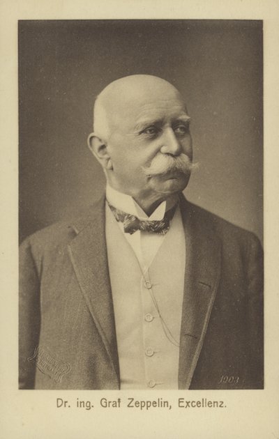 Graaf Ferdinand von Zeppelin, Duitse luchtschipontwerper en -bouwer door Photographer German