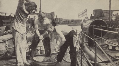 De dagelijkse was aan boord van een Duitse torpedoboot door Photographer German
