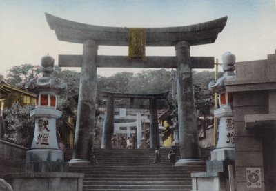 Japan, ca. 1912: Grote Torii bij Suwa-schrijn, Nagasaki door Photographer Japanese