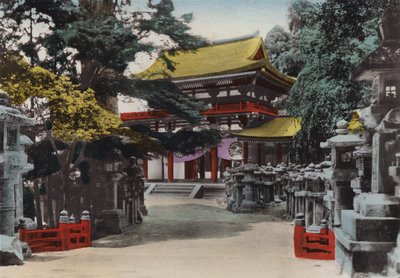 Japan, ca. 1912: Kasuga Shinto-tempel gesticht in 767, in Nara, nabij Kyoto door Photographer Japanese
