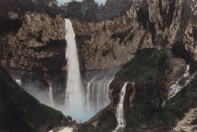 Japan, ca. 1912: Kegon Waterval, Nikko door Photographer Japanese