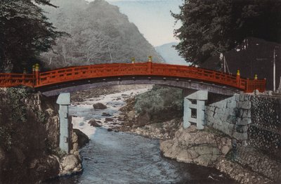 Japan, ca. 1912: Heilige Brug bij Nikko, 90 mijl ten noorden van Tokio door Photographer Japanese
