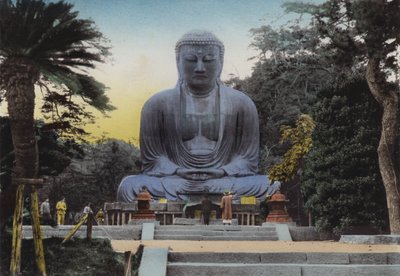 Japan, ca. 1912: De mooiste Daibutsu, of Grote Boeddha in Kamakura, dateert uit 1252, hoogte 49 voet en 7 inch, per trein 50 minuten van Yokohama door Photographer Japanese